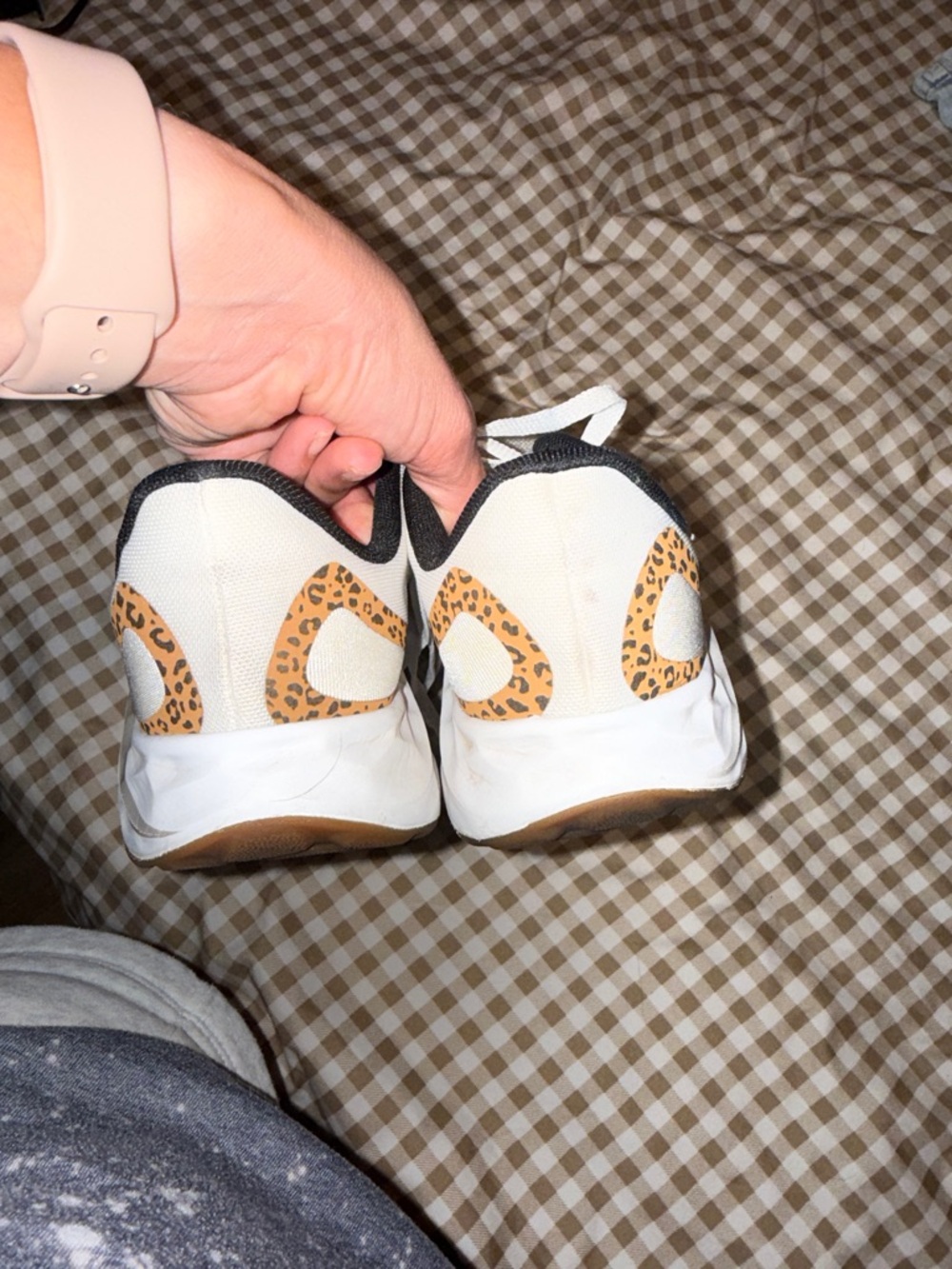 New Balance Light Cream and Black Running Shoe with Leopard Trim - Picture 4 of 5